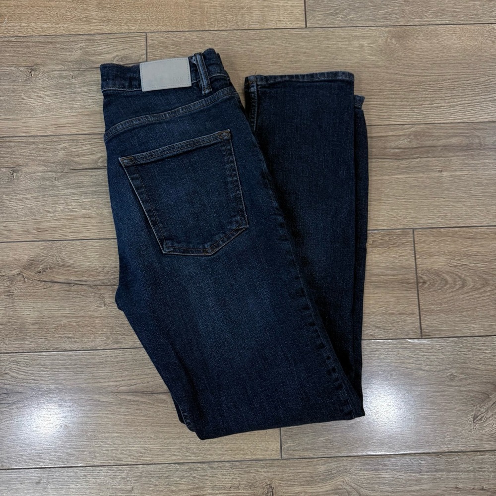 Zara Slim Fit Jeans Dark Wash Denim‎ Women's Size 31 Classic Style